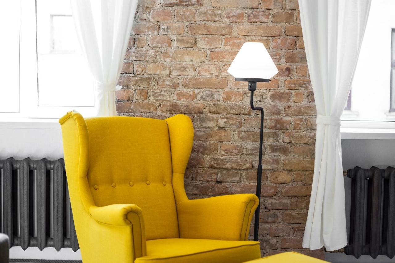Stylish Studio Apartment In The Heart Of Рига Екстериор снимка